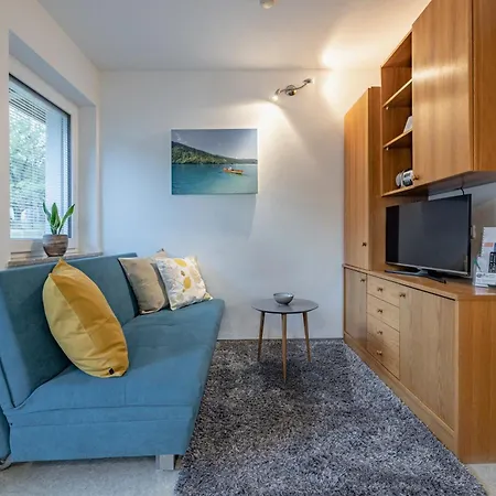 Gaestehaus Eder Apartmán Tröpolach